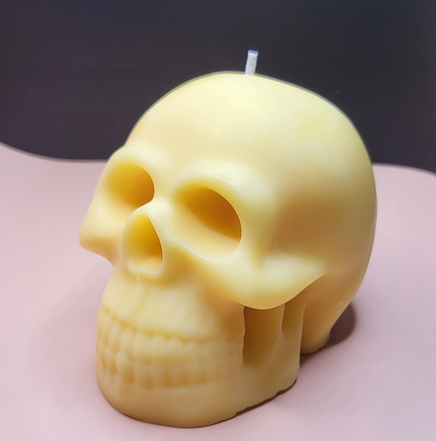 Skull candle - Banana Nut Bread