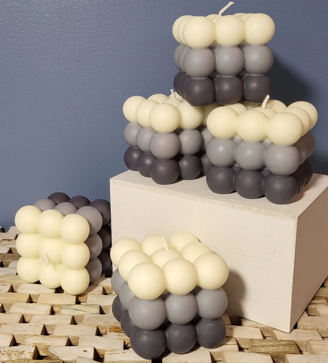 Bubble Cube Pillar - Lake Effect - Ombre